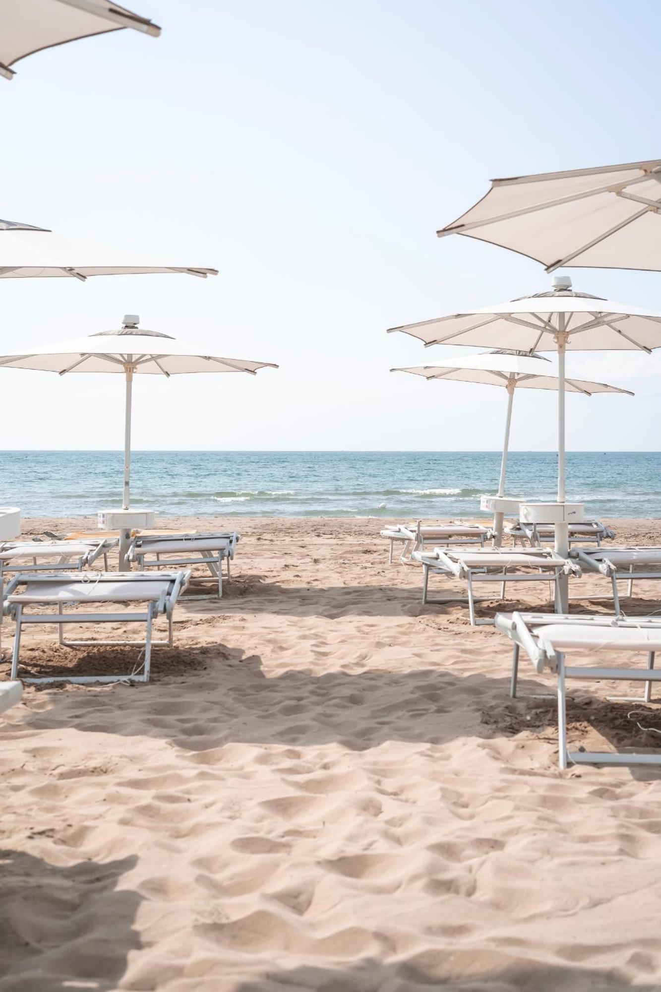 Hotel Capri 3 Stelle Superior Лидо-ди-Езоло Экстерьер фото